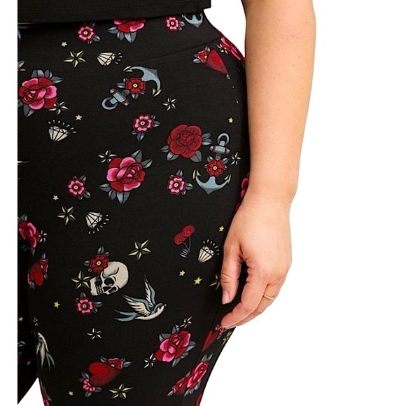 torrid Pants - TORRID Skulls, Flowers, Hearts Pixxy Tattoo Icons Premium Legging NWT Size 3X